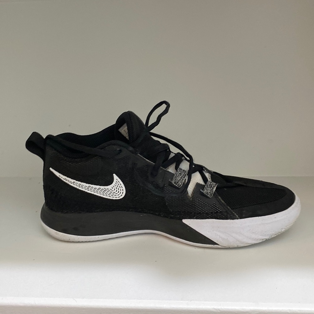 Nike Kyrie flytrap